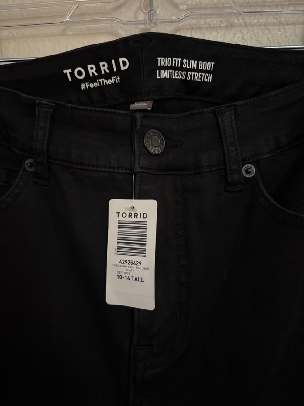 #T990 - NWT Torrid Trio High Rise Jean - 10-14 Tall - Picture 4 of 6